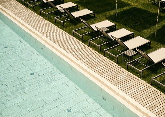 Hotel Hirben in den Dolomiten mit 25 Meter Aussenpool